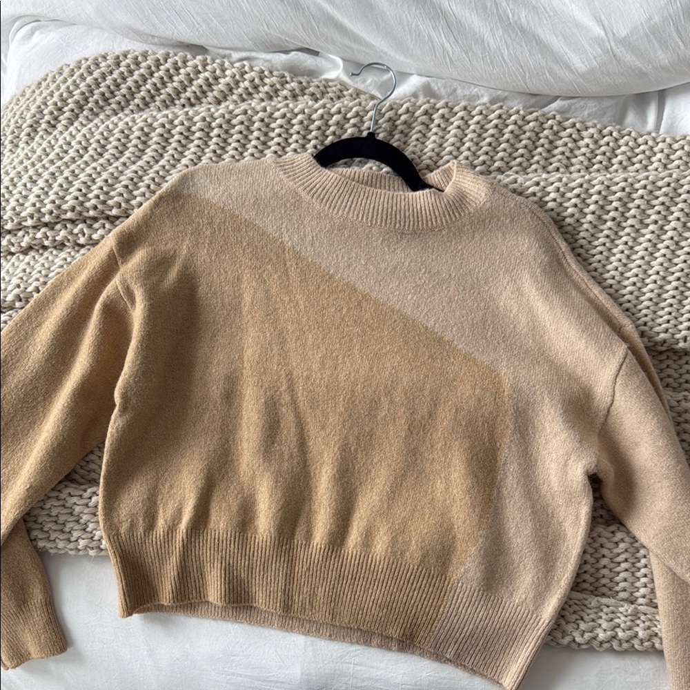 Women's multitone Sweater